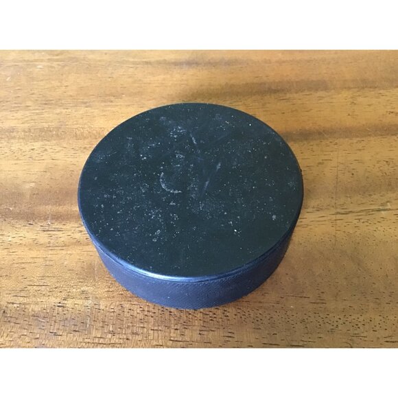 Vintage Esso Tiger Hockey Puck Viceroy Canada - Picture 4 of 5